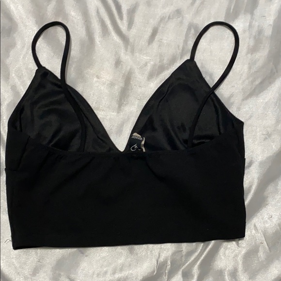 Basic crop top - Picture 2 of 2